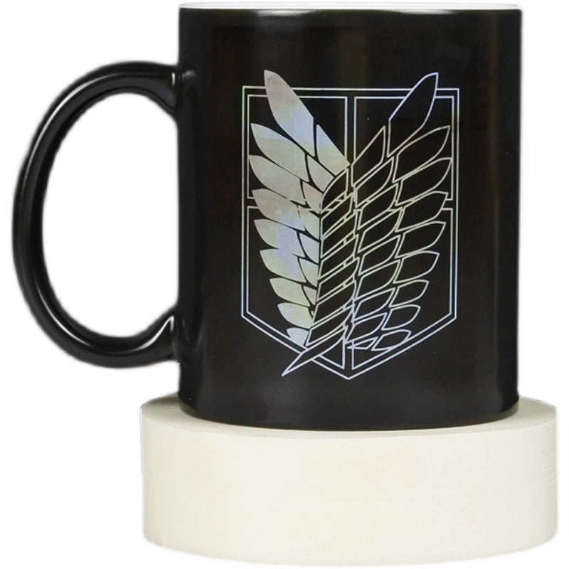 Attack on Titan: Mug